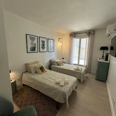 Le Marty - Clim - Garage - Medieval City 20 Min Away Apartment *